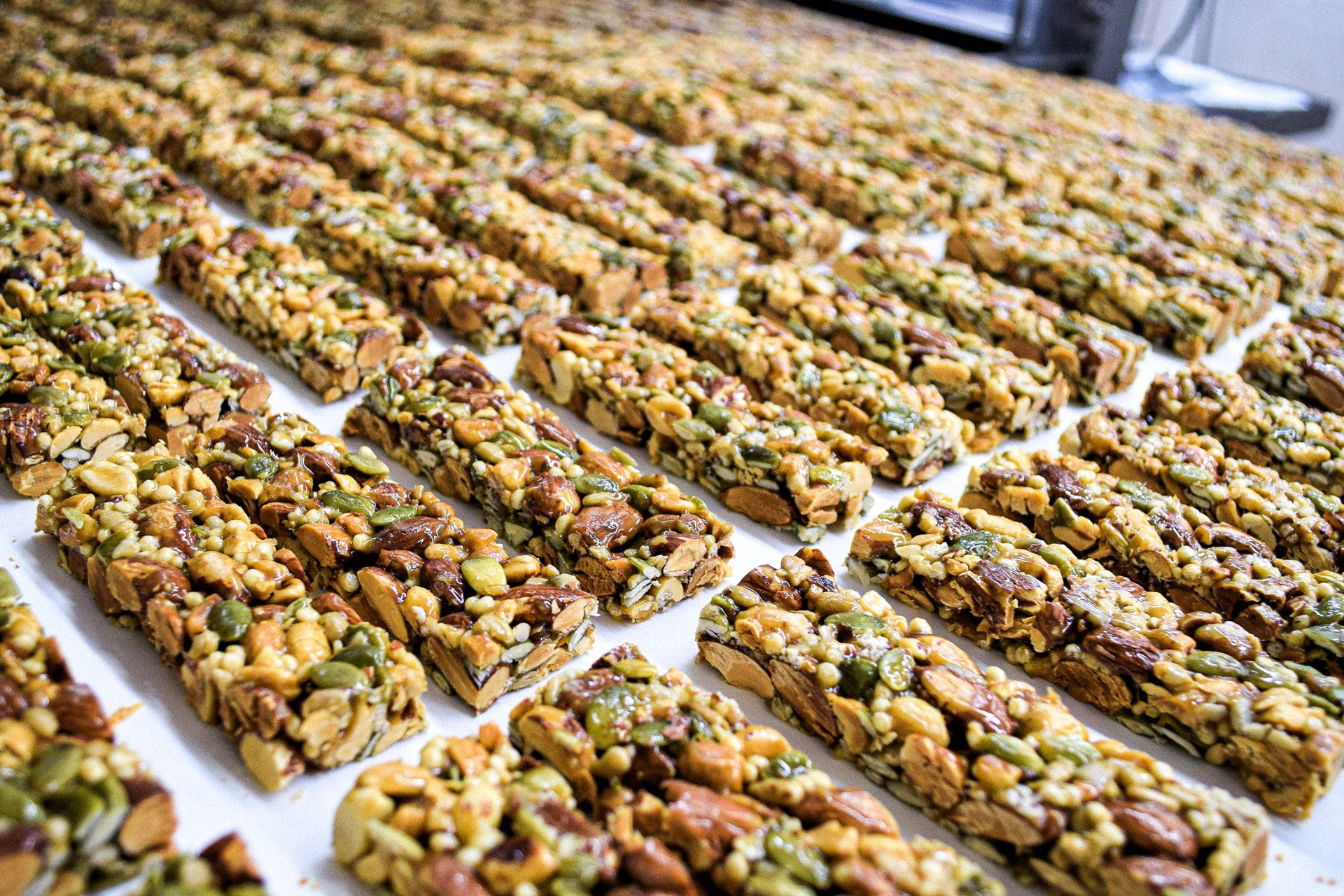 Conveyer belt with granola bars.